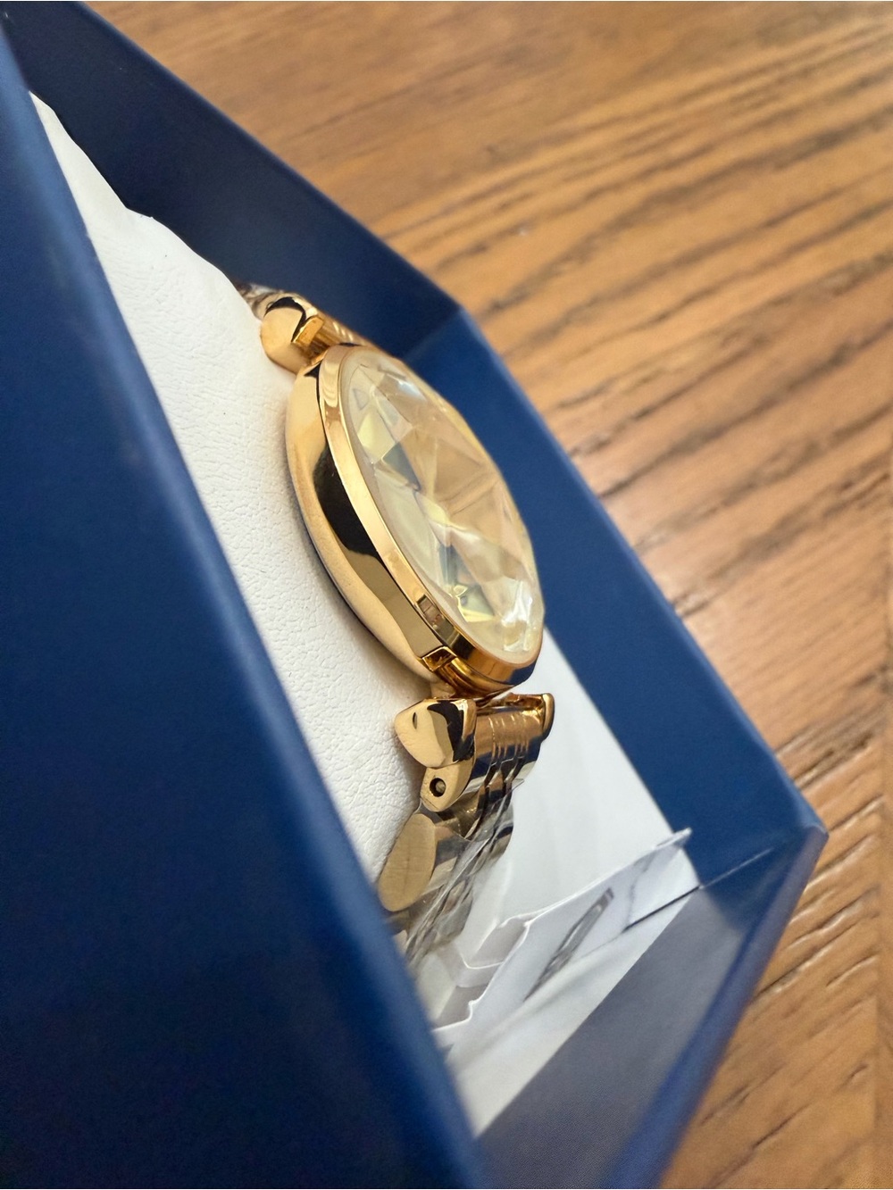Invicta Montres Prestige Gold-Tone Crystal Dial Bracelet Watch - Picture 2 of 5